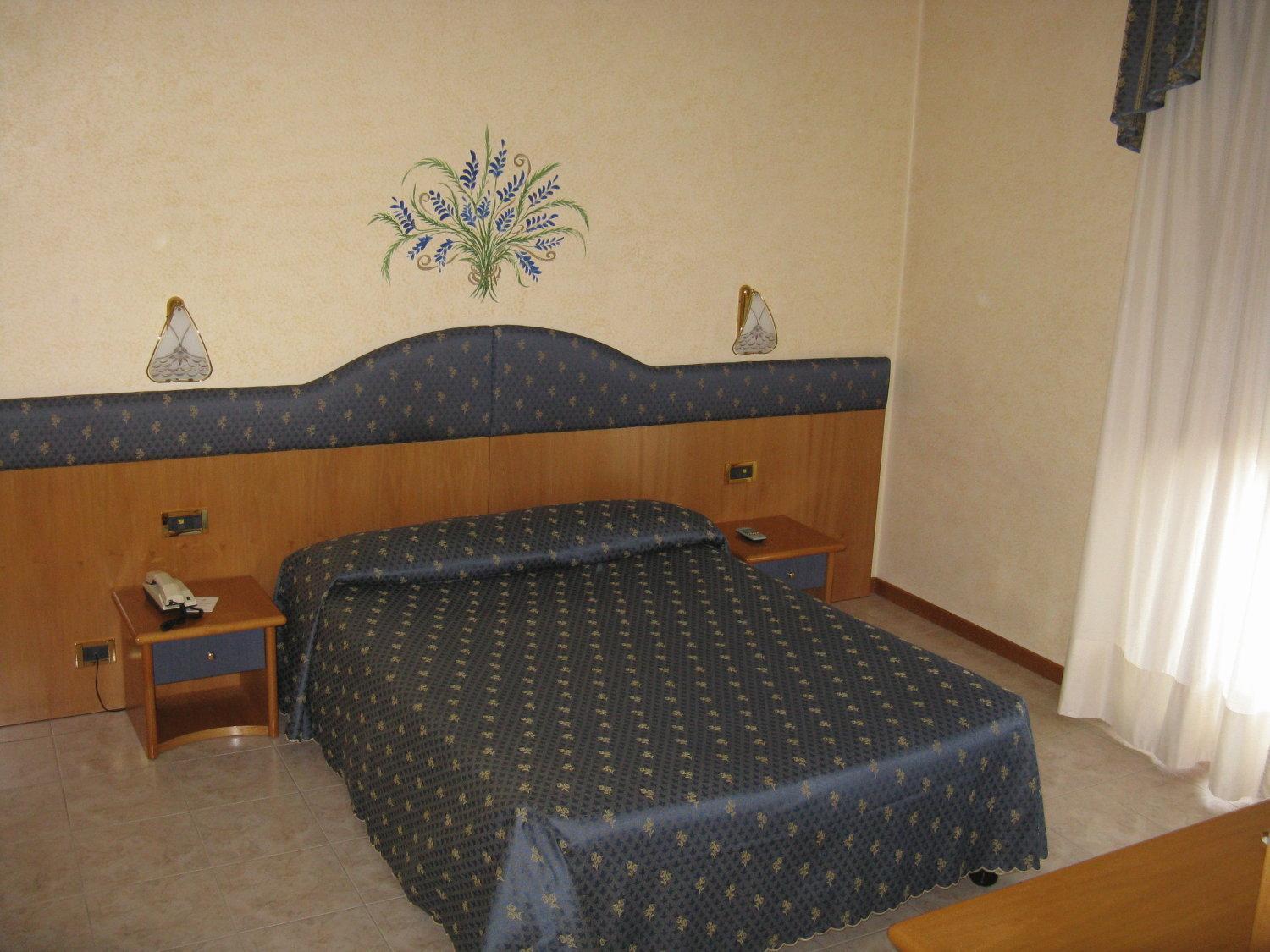 Hotel Faro Montichiari Eksteriør billede